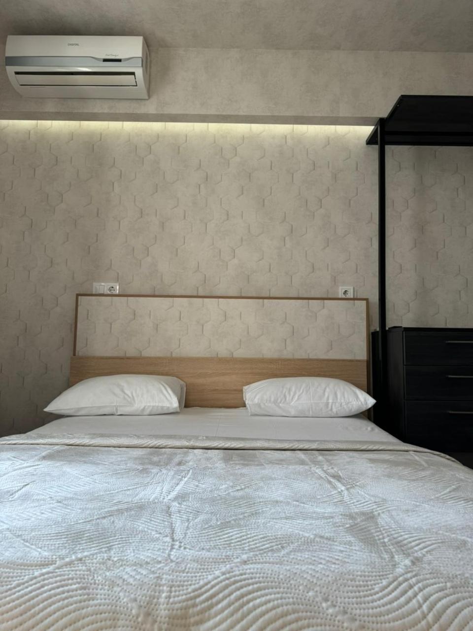 Solo Apartment Virmenska 키예프 외부 사진